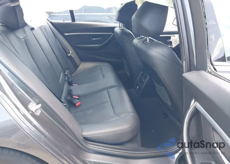 2018 BMW 330I z USA, uszkodzony, nr VIN WBA8B9C55JK676715